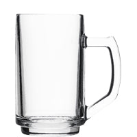 Leerer Glas-Bierkrug