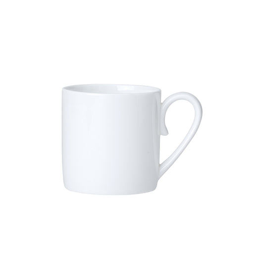 Weiße Tasse mit Herzgriff.