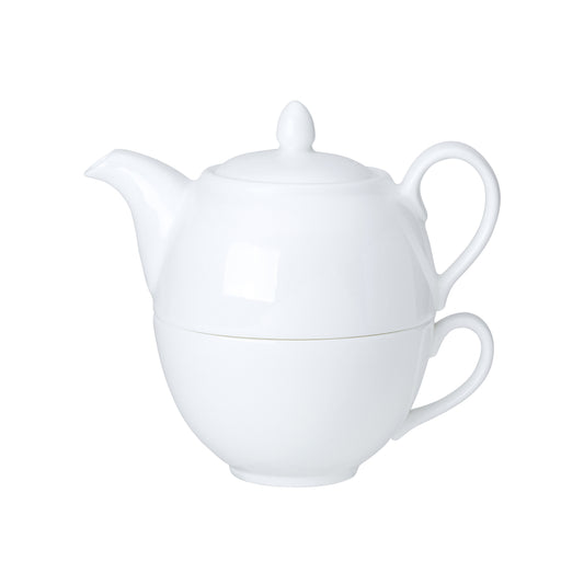 Weiße Teekanne auf Tasse.
