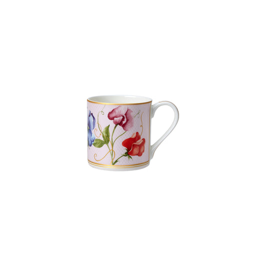 Tasse mit Blumenmuster.