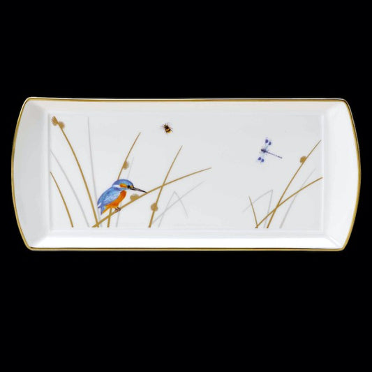 Rechteckiger Teller mit Naturmotiv.