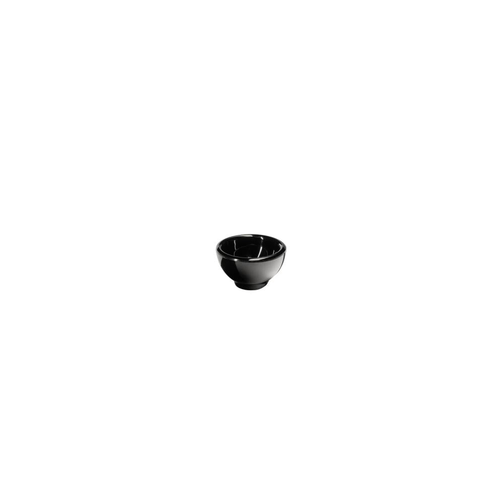 Schwarze Schale auf weißem Hintergrund