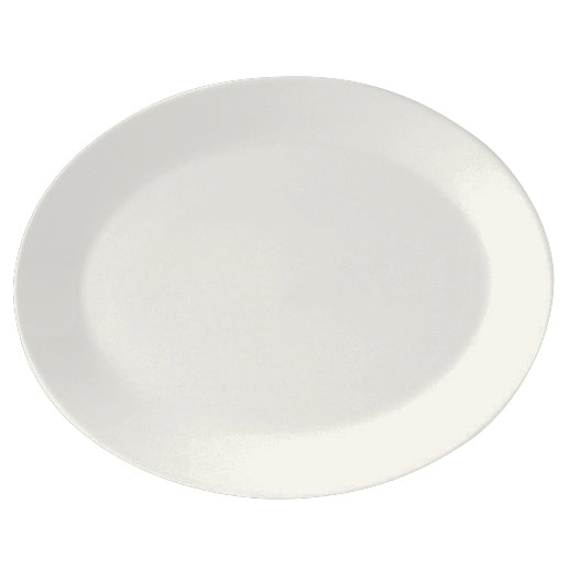 Leerer weißer Teller, oval, schlicht.