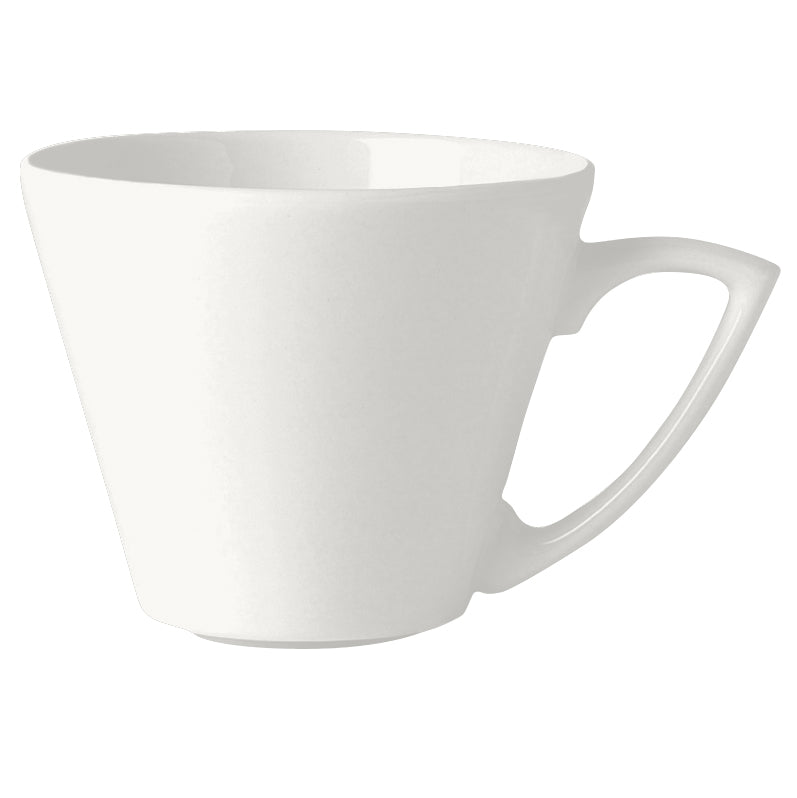 Weiße Tasse mit Henkel.