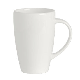 Weiße Tasse auf weißem Hintergrund.