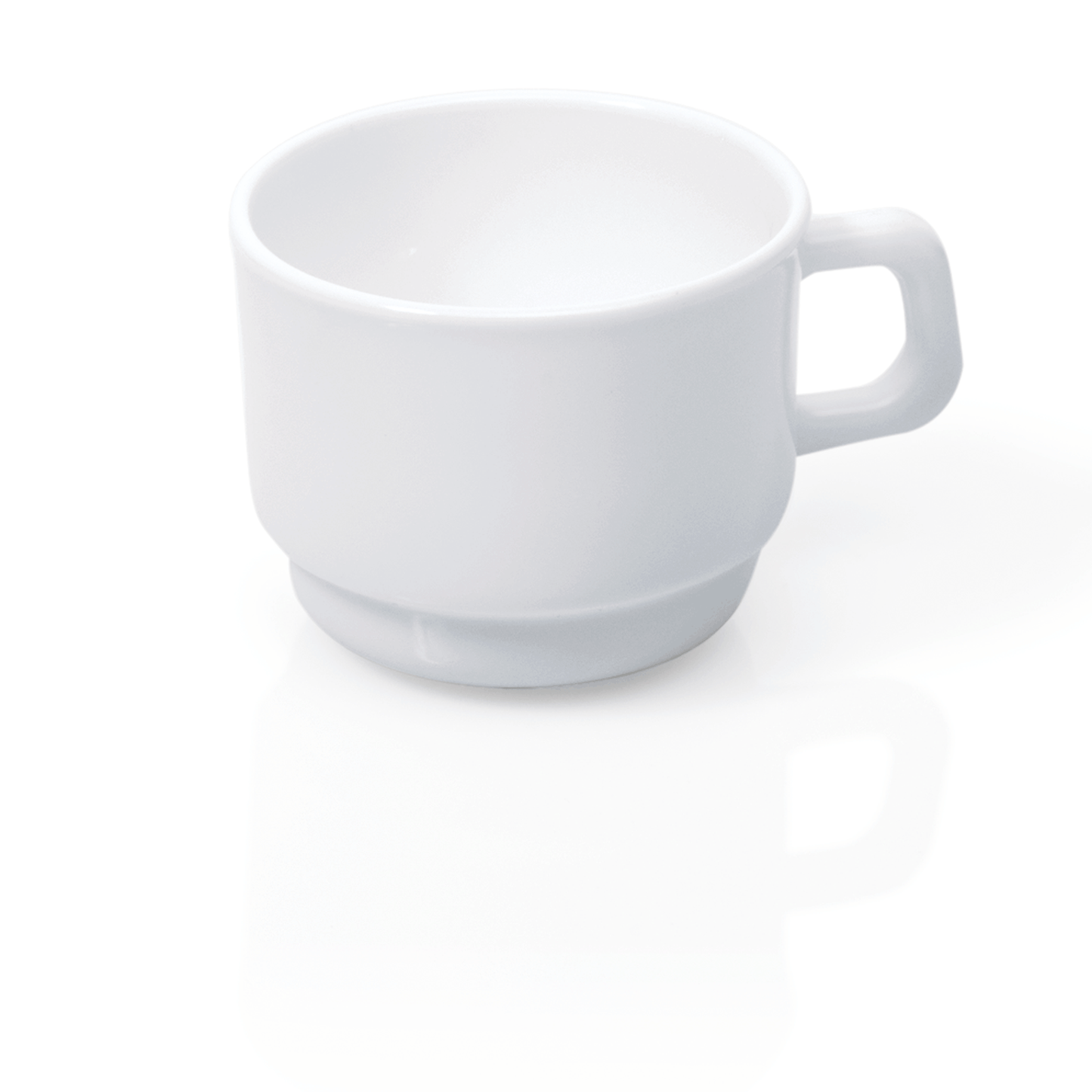 Weiße Tasse auf weißem Hintergrund.