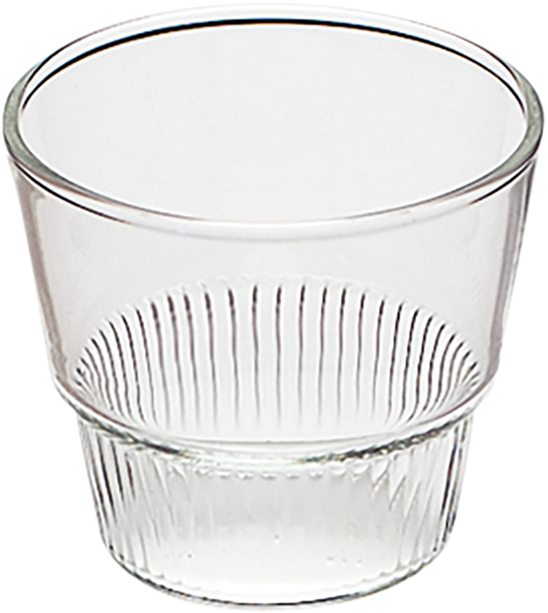 Transparentes, geripptes Trinkglas.
