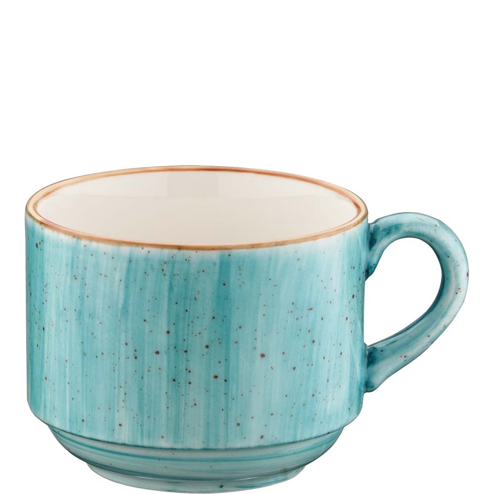 Blaue Keramiktasse mit Henkel.