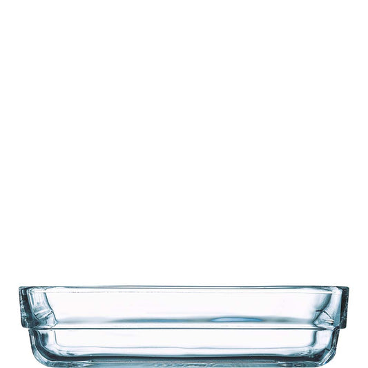 Glasservierplatte auf weißem Hintergrund
