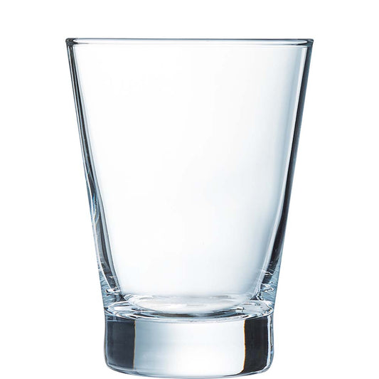 Leeres Trinkglas aus Glas