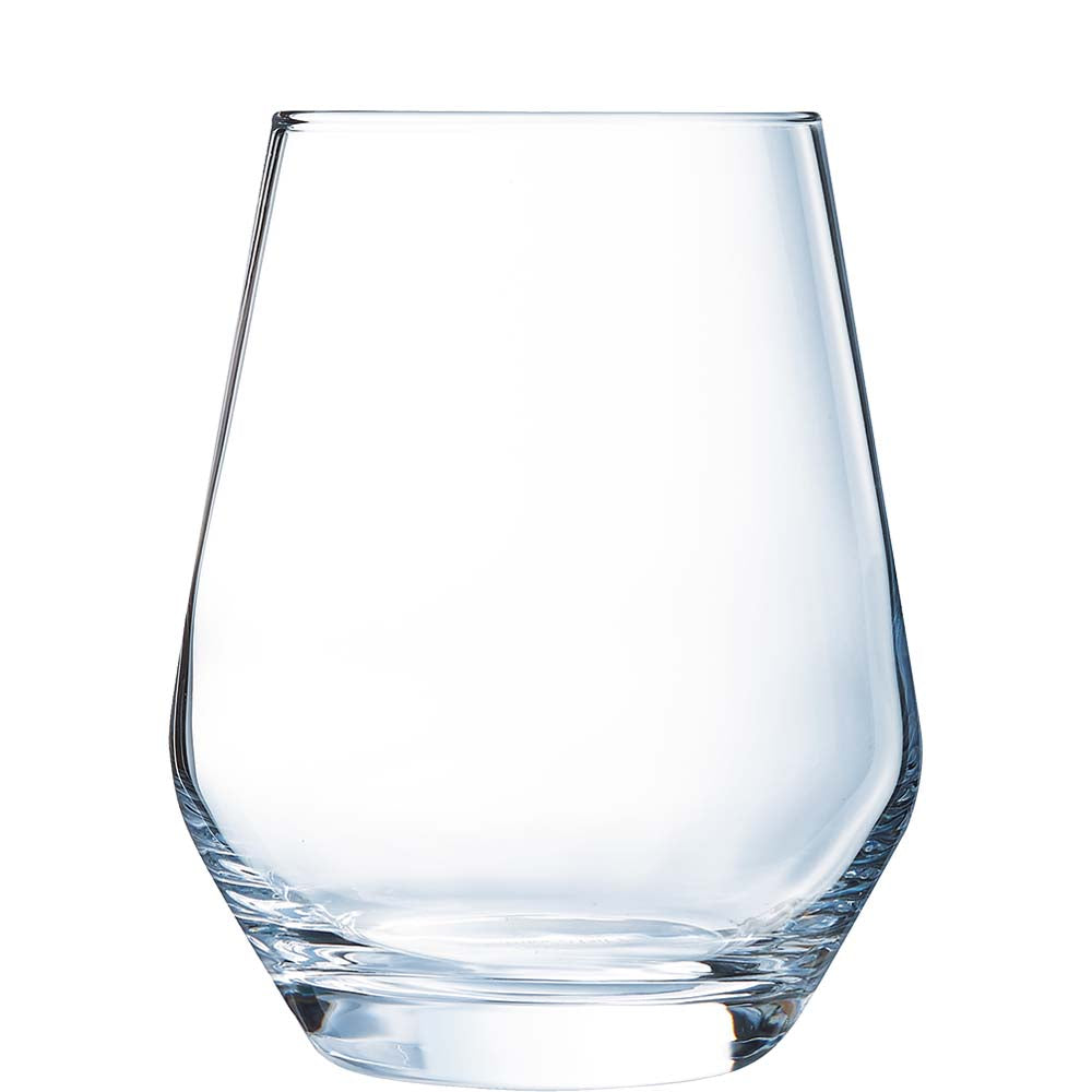 Transparentes Glas als Trinkgefäß