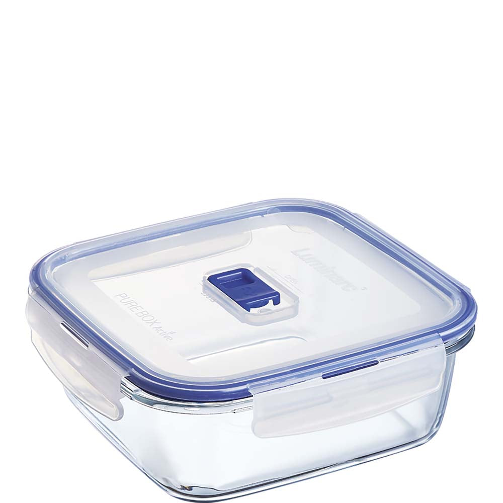 Glasbehälter mit blauem Deckel