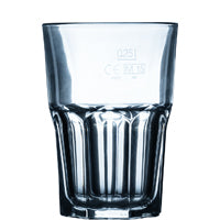 Schnapsglas aus klarem Glas