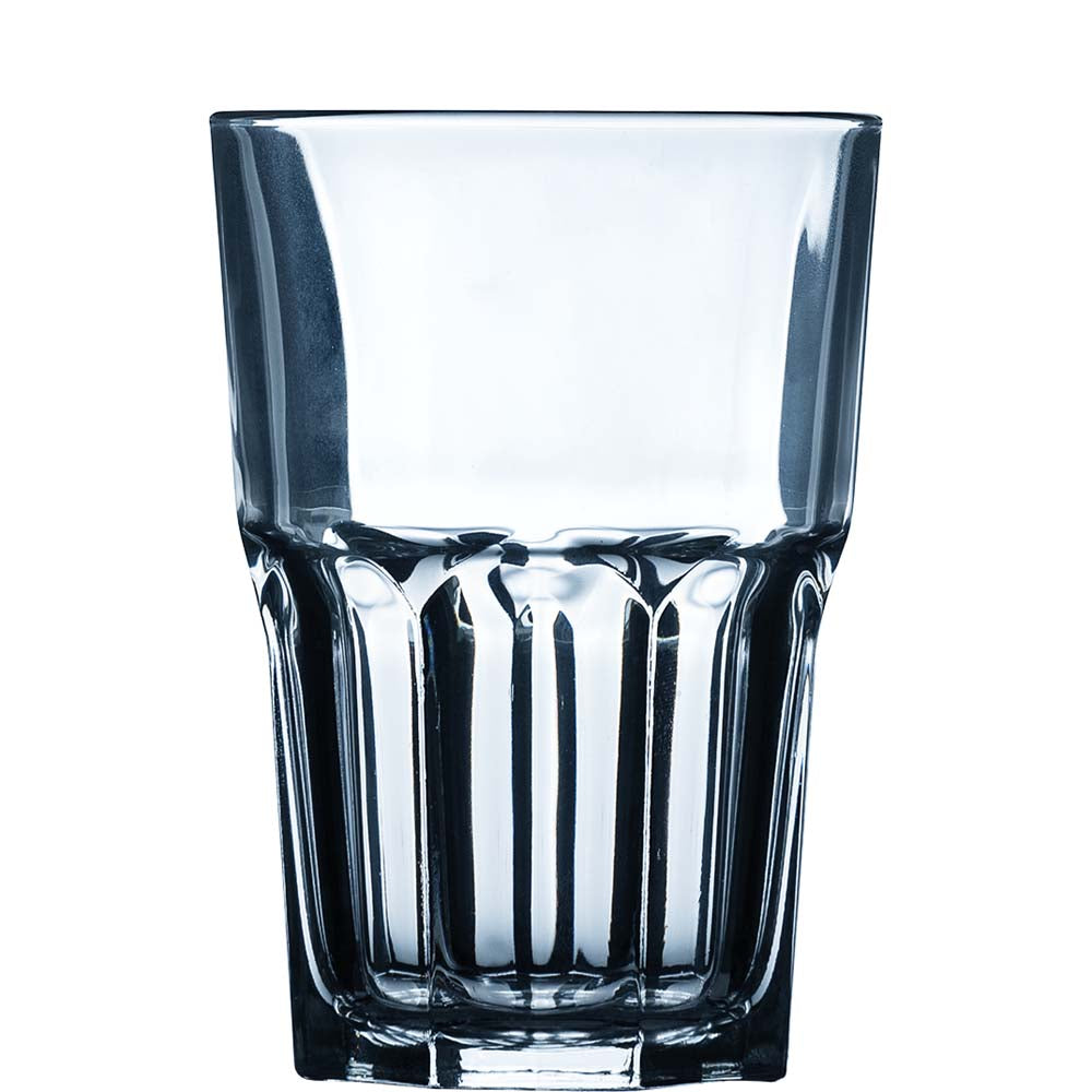 Klarer Glas-Tumbler mit dicker Basis