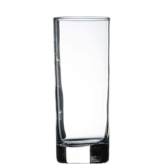 Hohes leeres Trinkglas aus Glas