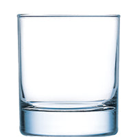Glas in Gastronomie-Umgebung