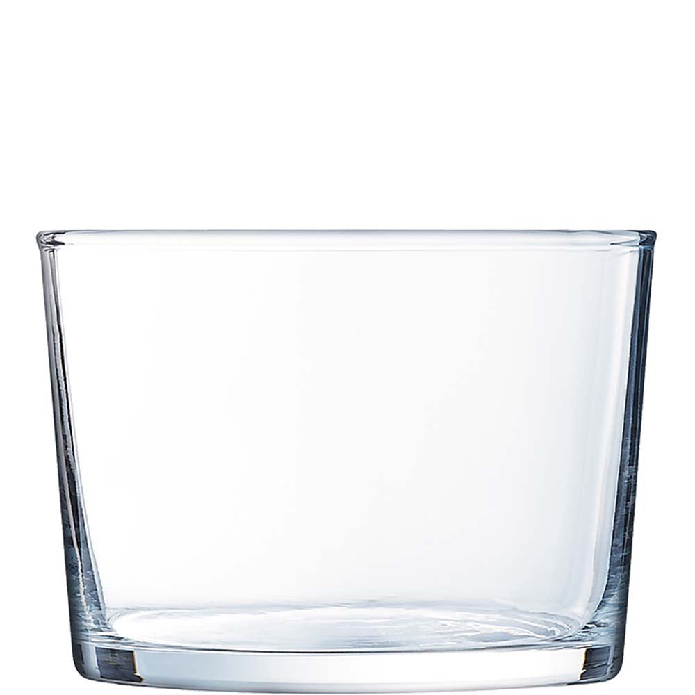 Leeres Glas für Getränke