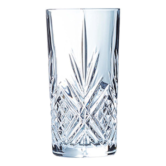 Glas aus Kristall mit Muster