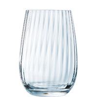 Glas-Tumbler mit vertikalen Mustern