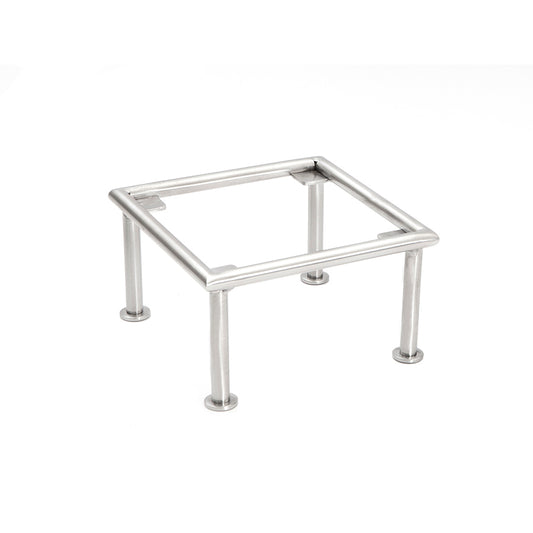 Metallgestell mit vier Beinen.