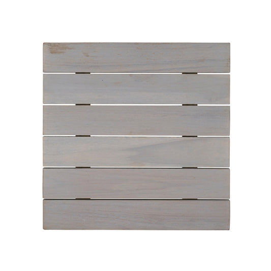 Holzpalette für Gastronomiebedarf.