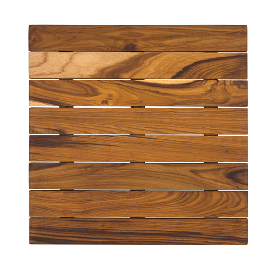 Holzbrett mit natürlicher Maserung.