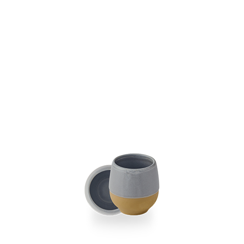 Keramik-Tasse mit Deckel