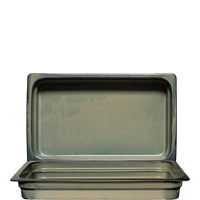 Metallische Warmhaltepfanne mit Deckel