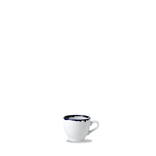 Weiße Tasse mit blauem Rand.