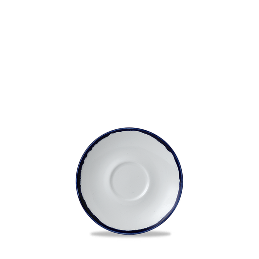 Weiße Untertasse mit blauem Rand.