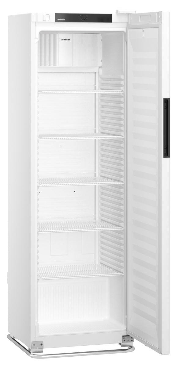Leerer Kühlschrank für Gastronomie