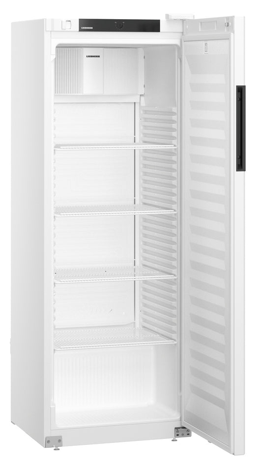 Leeres Kühlschrank für Gastronomie