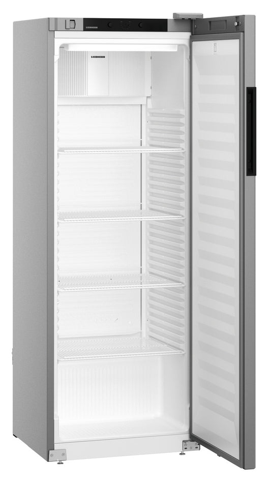 Leeres Kühl- oder Gefrierschrank, B2B Gastronomie