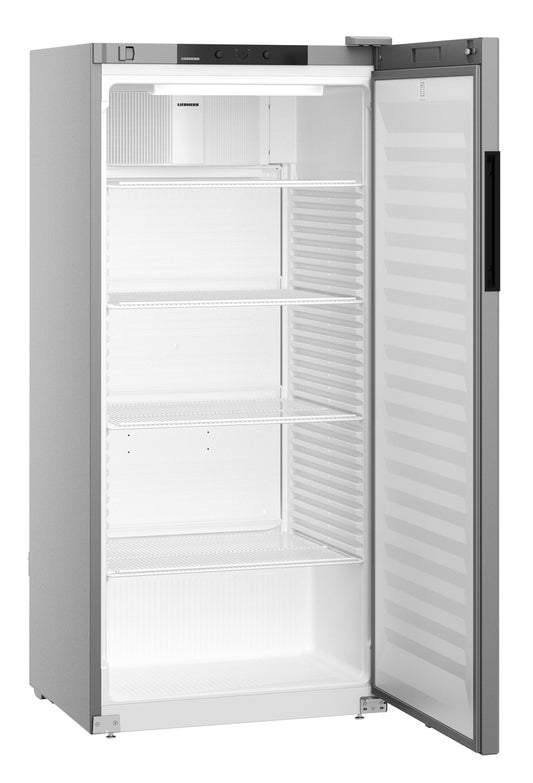 Leeres Kühlschrank für Gastronomie