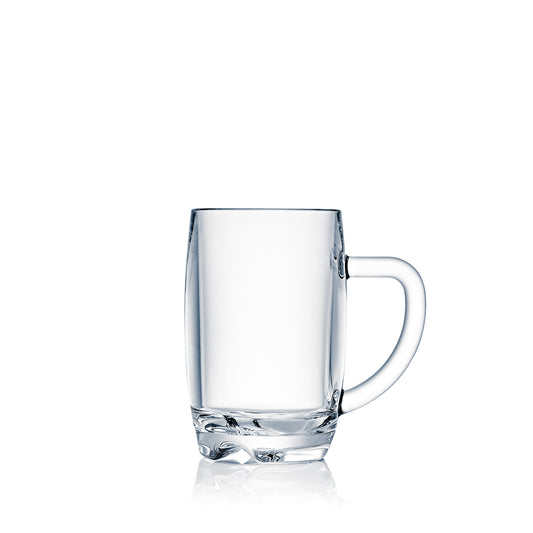Leeres Bierglas mit Henkel.
