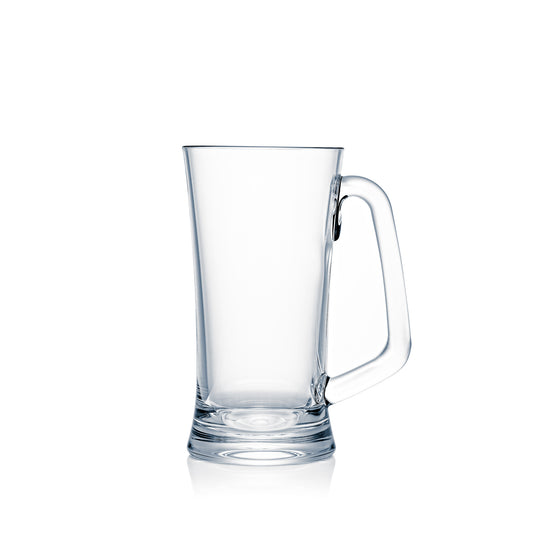 Leeres Bierglas mit Henkel.
