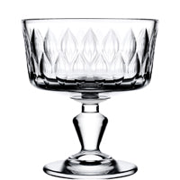 Gläsernes Dessertglas auf Stativ