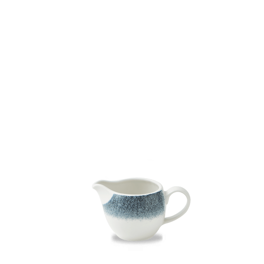 Milchkanne auf Tisch, B2B Gastronomie