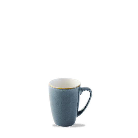 Kaffeetasse auf weißem Hintergrund