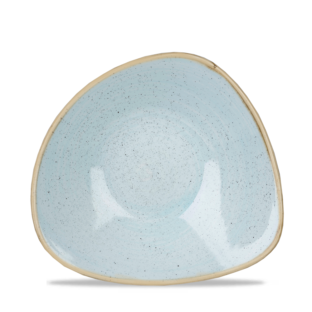 Dreieckiger, blauer Teller mit Sprenkeln.