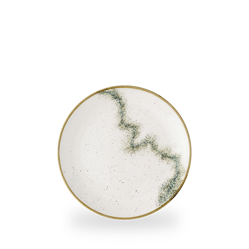 Leere weiße Teller mit Goldrand