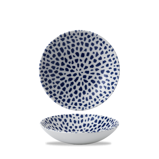 Zwei Teller mit blauem Muster.