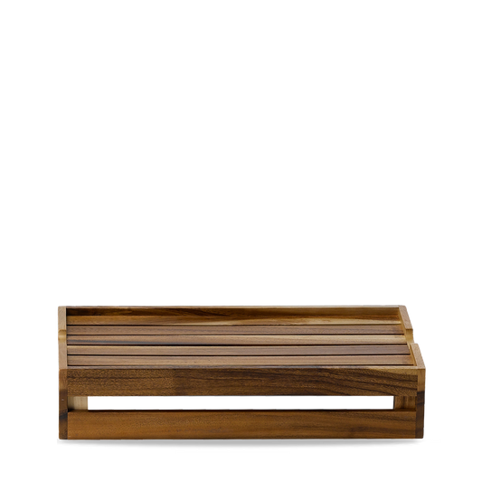 Holztablett mit Schlitzen.