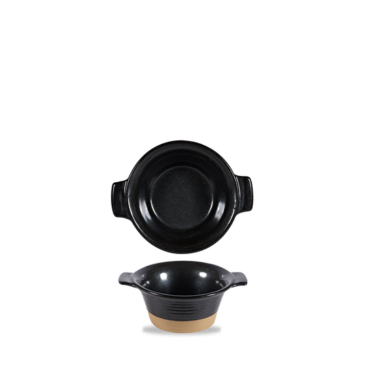 Schwarze Schüssel mit Griffen.