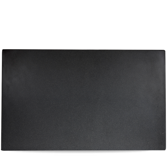 Schwarzer rechteckiger Teller, schlicht.