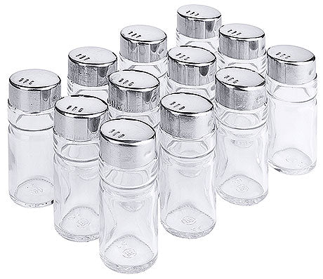 Mehrere leere Gewürzstreuer aus Glas.