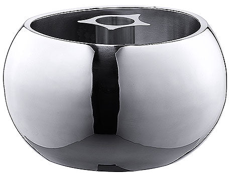 Silberne Schüssel mit Einsatzöffnung.