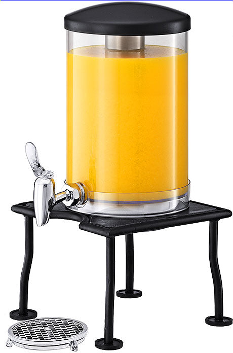 Saftspender mit schwarzem Gestell.