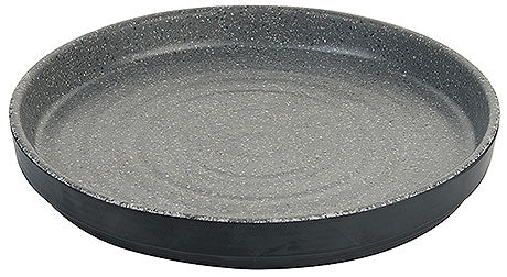 Grauer, runder, flacher Teller.