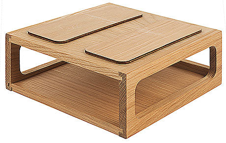 Holzdisplay für Gastronomiepräsentation.